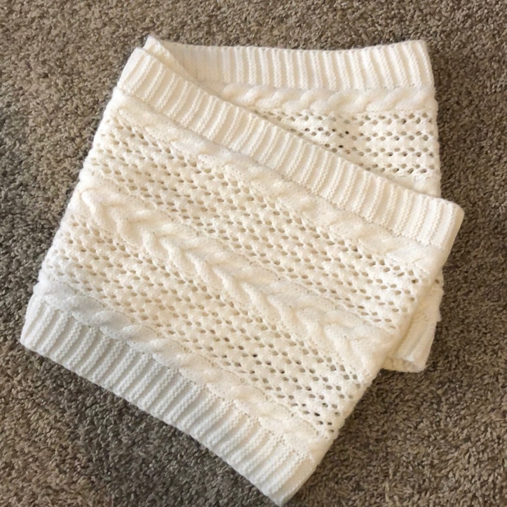 Knit Scarf, Great Condition
